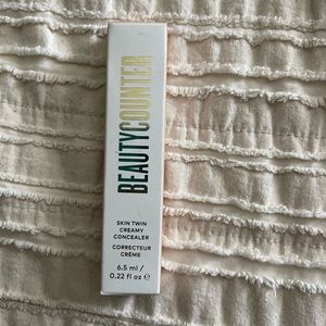 Brand new Skin Twin concealer .22 ounces  in Medium 2